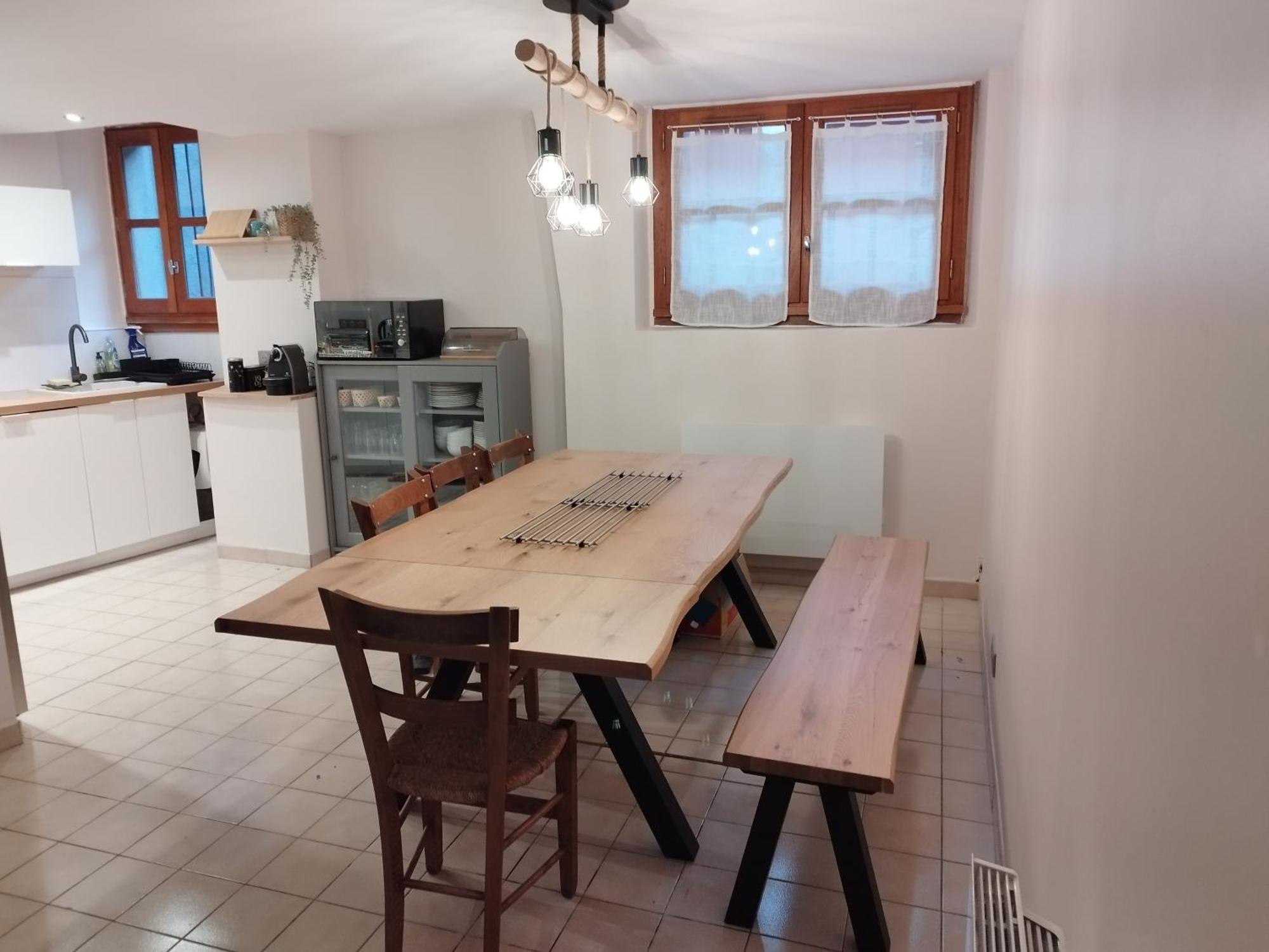Agreable Maison Au Centre D'arreau Pour 8 Pers Arreau