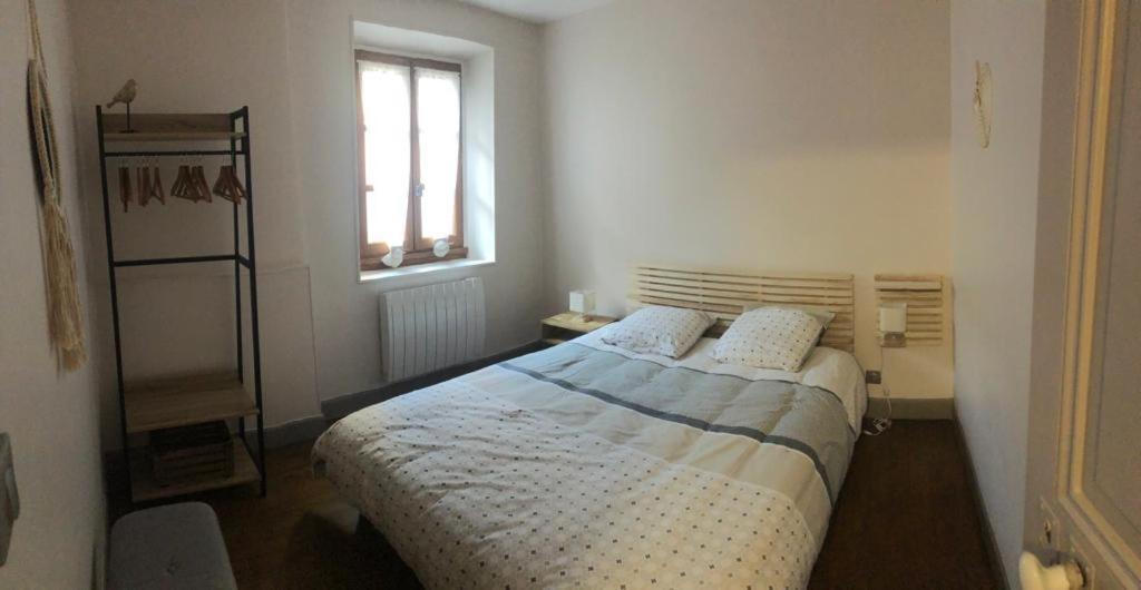 Agreable Maison Au Centre D'arreau Pour 8 Pers Arreau